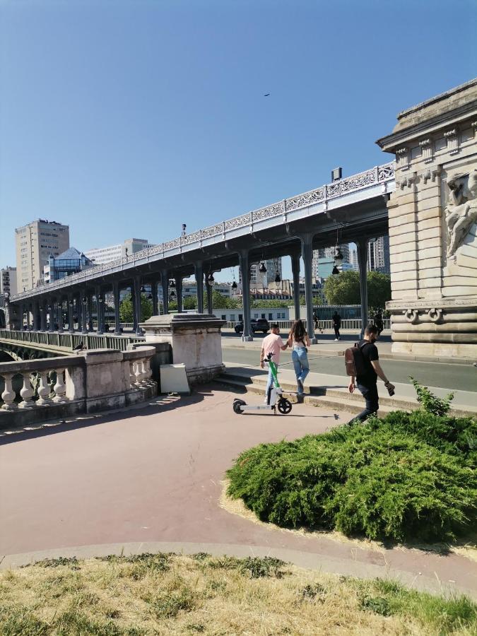 Toureifelchampselysee Parigi Esterno foto