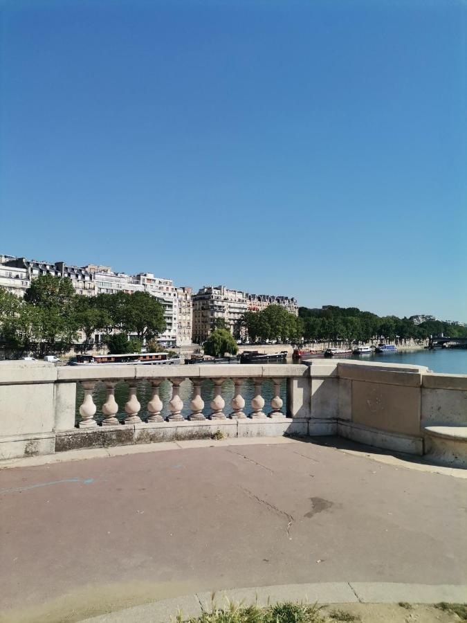 Toureifelchampselysee Parigi Esterno foto