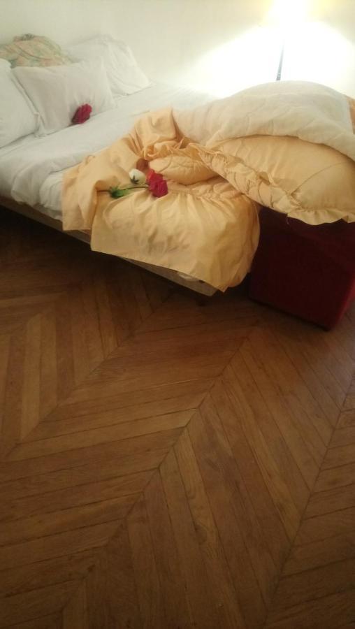 Toureifelchampselysee Parigi Esterno foto