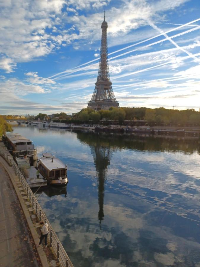 Toureifelchampselysee Parigi Esterno foto